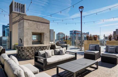 Atlanta Midtown High-Rise Condo With King Bed Free Parking and Balcony With View - Foto 10