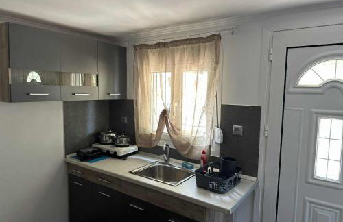 BAZAKOS LUXURY STUDIO KAMPI BEACh - Foto 11