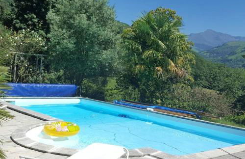 Villa spacieuse avec piscine à Aspin-en-Lavedan, vue montagne. - Foto 1