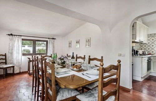 4 Bed Villa, Pool & Tennis Court in Carvoeiro - Foto 9