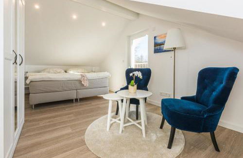 5 Sterne Ferienhaus direkt am See mit Sauna-Kamin-Garten - Foto 11