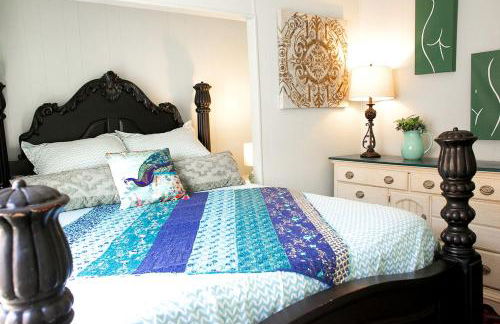 Pet Friendly Fantastic Secluded Cottage with Hot-tub in Rainbow, California - Foto 22