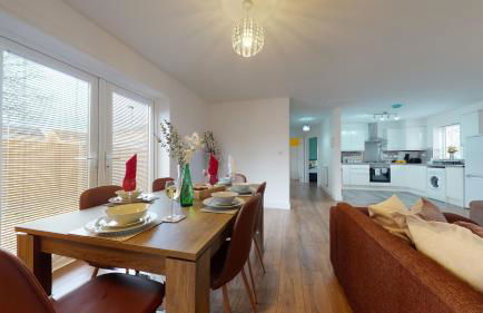 SRK Serviced Accommodation, 2 Bedroom Private Apartment, Business, Leisure, Contractors - Foto 18