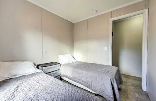 Cassopolis Cabin, Little Fish Lake On-Site! - Foto 16