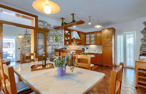 Holiday Home Villa Dina by Interhome - Foto 17