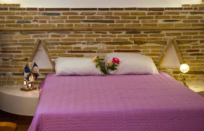 Corinthian Residence - Photo 4