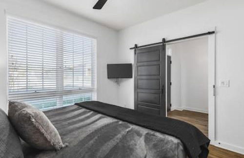 Gorgeous East Nashville House with Rooftop Patio, Garage, 9 Beds, 3 Miles to Downtown - Foto 17