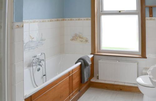 Pembroke House - Photo 20