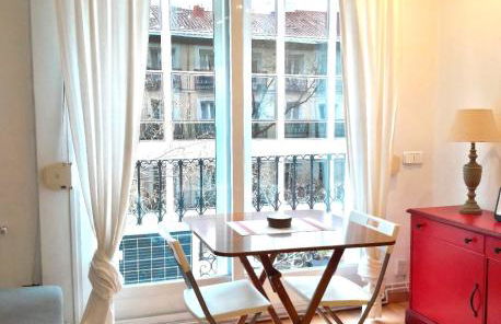 Apartamento con encanto y luz en pleno centro - Photo 26