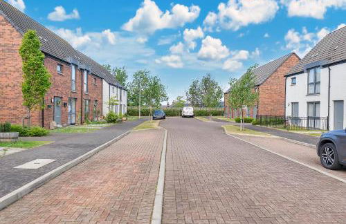 House near Edinburgh Ideal for Small Groups, Contactors & Tourists - Photo 12