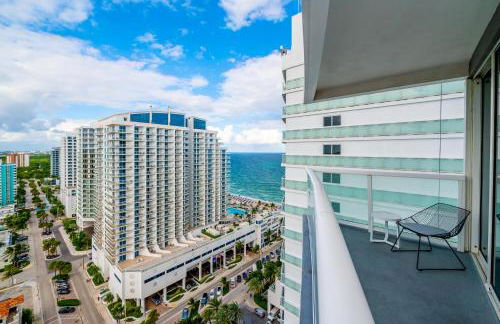 High Floor Luxury 2BR 2BA, Sleeps 6, Resort Access - Horizon by HomeStakes Stays - Foto 63