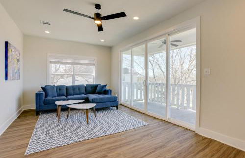 Walk to Restaurants Modern Escape Near Kyle Field - Photo 20