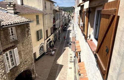 Appartement 56m2 avec balcon en coeur de village - Foto 5