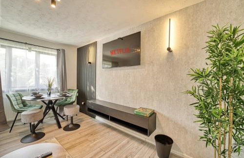 Modern 1BR Apt Netflix, Parking, M6 Access - Foto 7