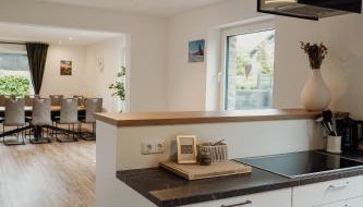 Traumfabrik Eifel mit Sauna & Whirlpool - Foto 3, stove