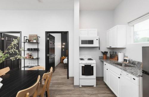 Modern Comfort Condo Only 2 Mile to Downtown Broadway - Foto 7