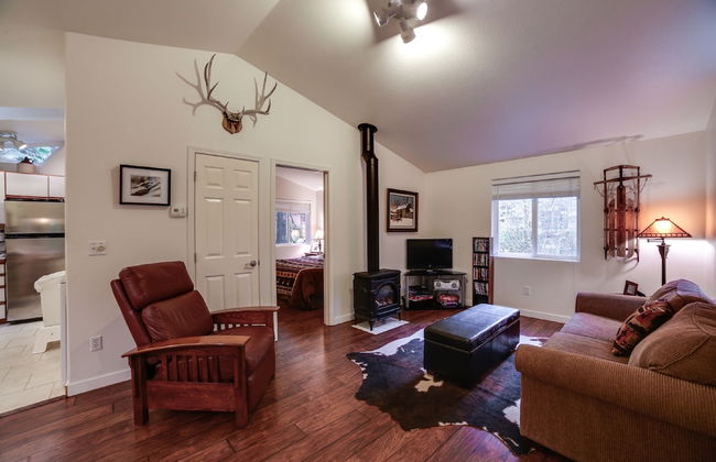 16GS - Hot Tub - BBQ - Pets Ok - Sleeps 2 - Foto 8