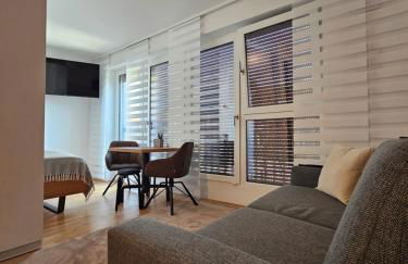 HIGH CLASS - Design Apartment - Favorite Place - Full Equipment - Public Transport - Foto 1