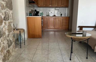 Davelis House - Photo 11