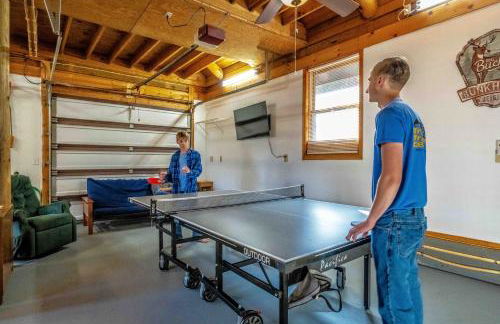 Overlook at Sleepy Creek -- Sleepy Creek Frontage, Secluded, Grill, Fire Pit, Deck, Family Friendly, Game Room, Fishing, Hammock, View, Fireplace - Foto 43