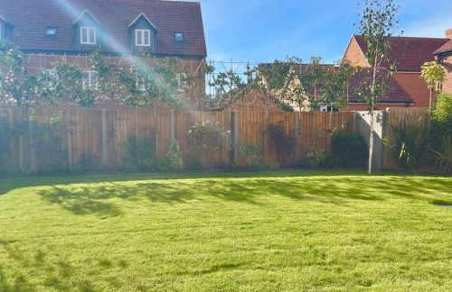 Stunning! Beautiful contemporary property in Holt, Norfolk - Photo 9