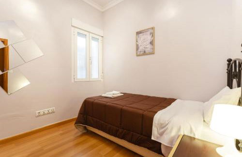 Apartamento con patio en Cádiz centro - Foto 14