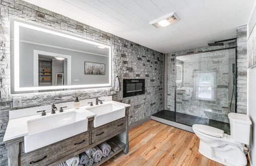 Near Lake and Wineries Spacious Union Springs Home! - Foto 19