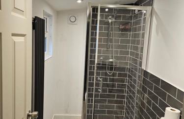 Bridgepay Modern 4 bedroom House in Cumbria - Whitehaven - Free Parking - Foto 14