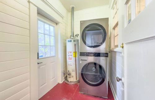 New Comfy Bungalow on Washington-Dedicated Office - Photo 25