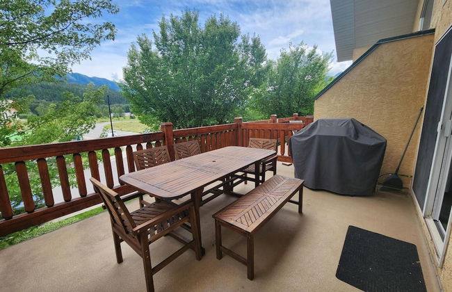 Riverside Way by Fernie Lodging Company - Photo 22