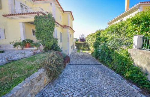 Spacious 4-Bedroom Villa with Private Heated Pool in Quinta da Beloura Sintra Ideal for Families & Long Stays - Foto 48