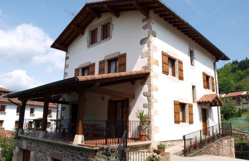 Martintzenea - Foto 1