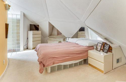 Walk to School House Winery Home with Deck! - Foto 17