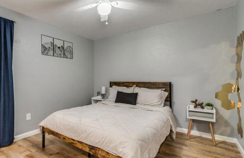 OKC Casita - Private Hot Tub, Fenced Yard, Mins to Top Spots, Pet friendly - Foto 45