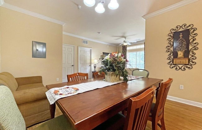 Tuscan Dream 2 Bedroom Condo by RedAwning - Photo 21
