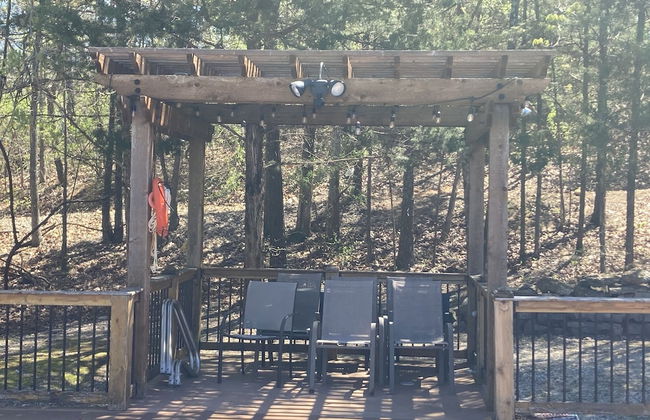 Gold Suites Rentals - Photo 19