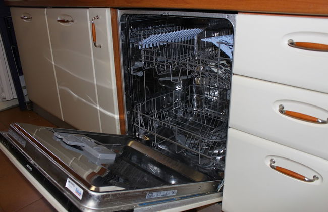 Nice Apartment in an English Style Building On the First Floor, With air Conditioning, Wifi and Sewing - Foto 10