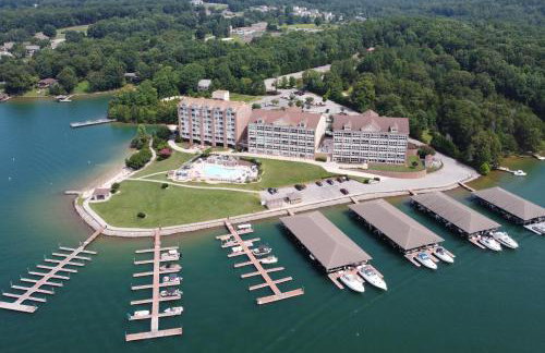 Smith Mountain Lake Retreat with Resort Amenities! - Foto 45