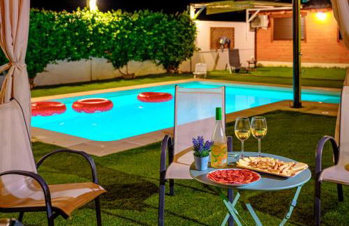 Madera y Miel Casa Rural con niños en Puy du Fou - Foto 73