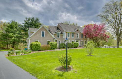 Pet-Friendly Beacon Area Vacation Rental 6 Acres - Foto 45