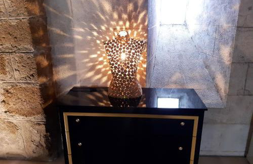 Luxueux Studio à Ambrières-les-Vallées - 85 m² avec Jacuzzi - Foto 10