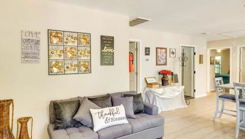 Hemphill Vacation Rental with Pool, Walk to Lake! - Photo 4