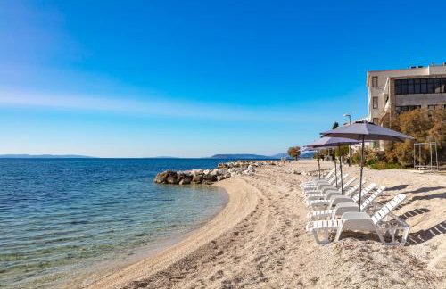 Spacious Beachfront Apartments Tanita - Foto 20
