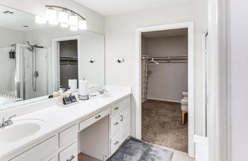 North Las Vegas Home with Hot Tub - 14 Mi to Strip! - Foto 16