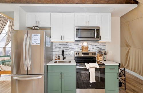 Luna Dome - Lakefront with Hot Tub, Wi-Fi, Sleeps 4 - Foto 6