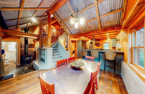 Immaculate Cabin Rental with a Hot Tub next to Lake Pend Oreille in Bonner County, Idaho - Foto 25