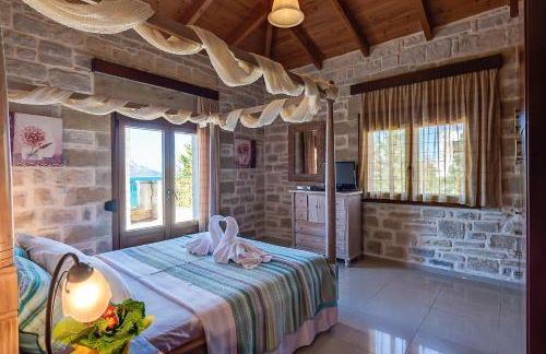 Hectoras Villa in Plaka BY APOKORONAS-VILLAS - Photo 28