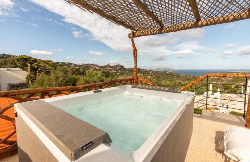 VILLA AMIRA Porto Cervo con vista Mozzafiato sul Mare,Piscina Privata,WELLNESS & SPA - Foto 7