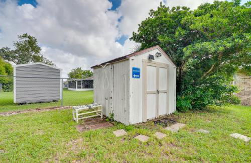 Heated Pool and 4-in-1 Grill Spring Hill Haven! - Foto 31