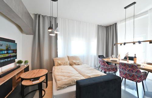 Yello Homes - Luxus Loft für bis zu 7 Personen nähe Airport & Messe, Tischfußball & Whirlpool - Foto 18